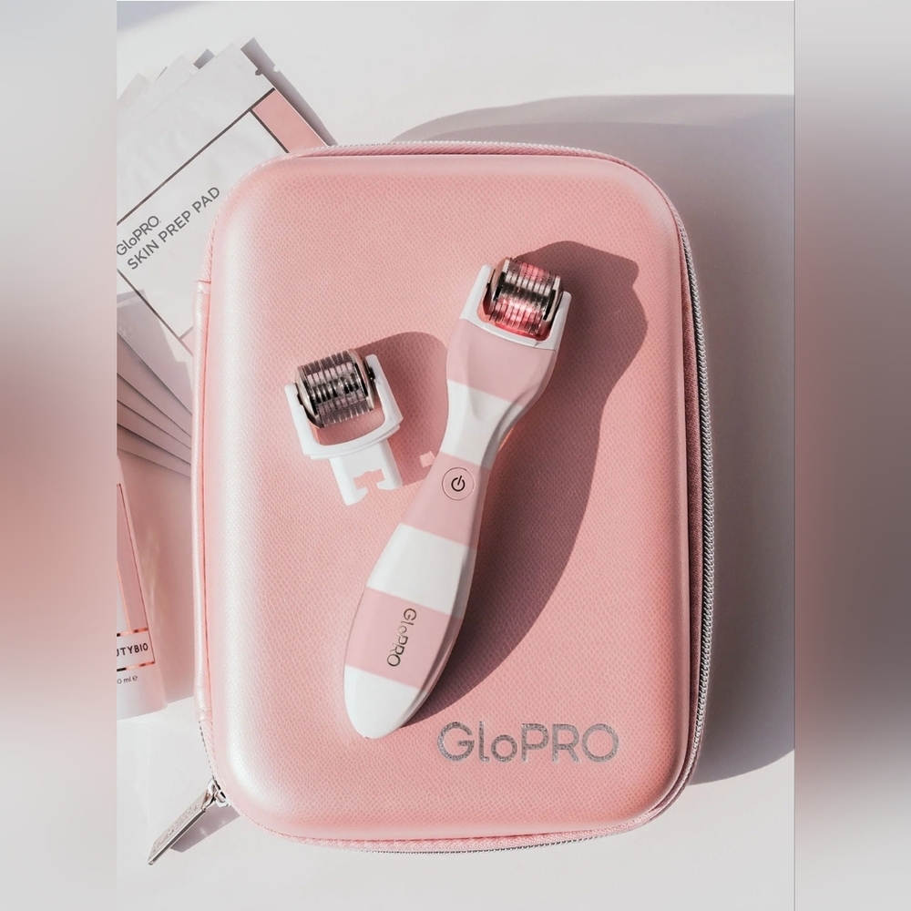 GloPRO Facial Microneedling Tool in LIMITED EDITION PINK STRIPE, New In Case